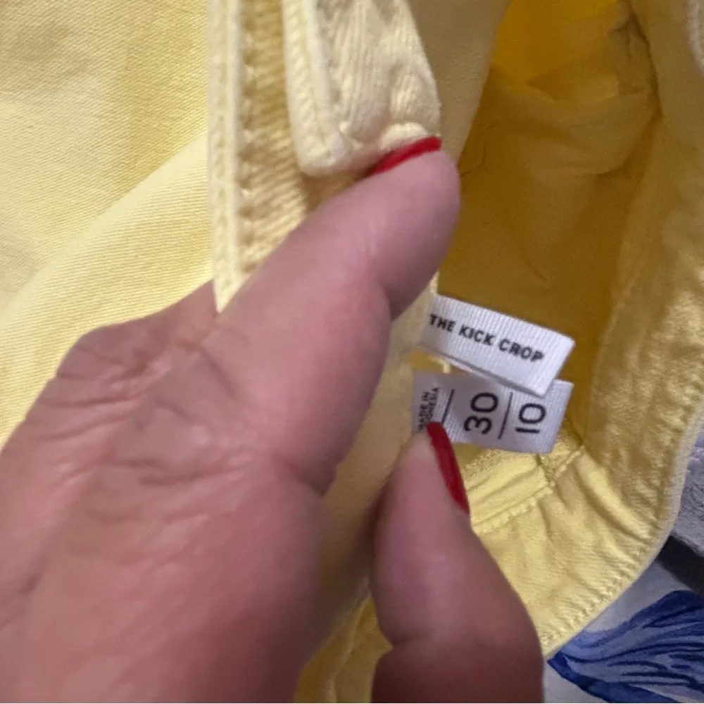 Loft Women's Citrus Yellow High Rise Kick Crop frayed hem Jeans in Size 10 - Picture 2 of 8